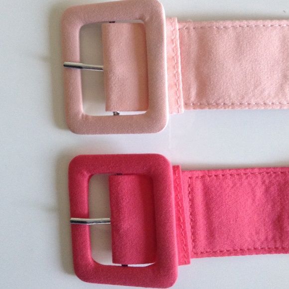 Trendy ! ALMOST GONE ! - Picture 3 of 4